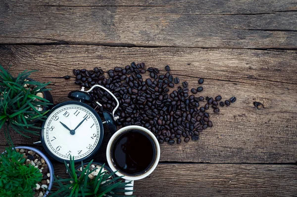 Mok Koffie Klok Het Bureau Bovenaanzicht — Stockfoto