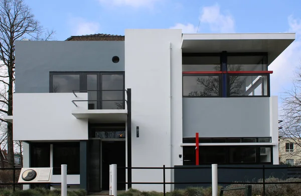 Utrecht, Hollanda, Mart 2-2019: Unesco Rietveld Schroder House - Gerrit Rietveld mimar tarafından tasarlanan