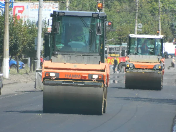 Construcción Carreteras Colocación Asfalto Equipo Especial —  Fotos de Stock