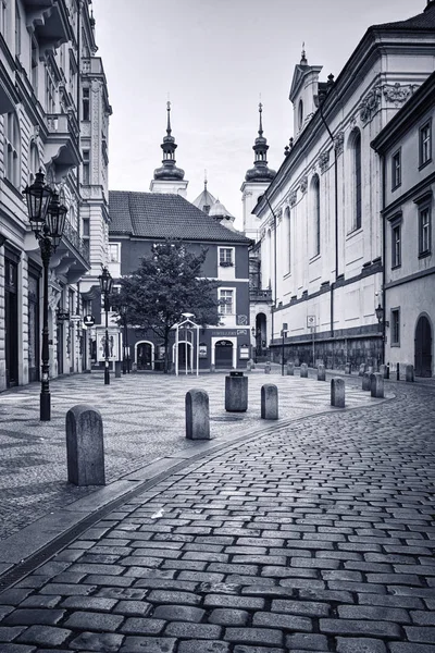 Praga Stolica Największe Miasto Republiki Czeskiej Tajemnicze Uliczki Zabytkowej Dzielnicy — Zdjęcie stockowe