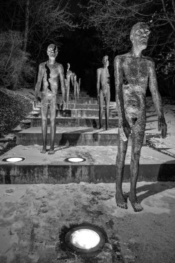 Komünizm kurbanları anıt heykelleri Prag'da 1948 ve 1989 arasında komünist dönemin kurbanları anısına dizisidir. Petrin hill, Ujezd sokak Mala Strana veya Lesser Town alanında dibinde yer alır.