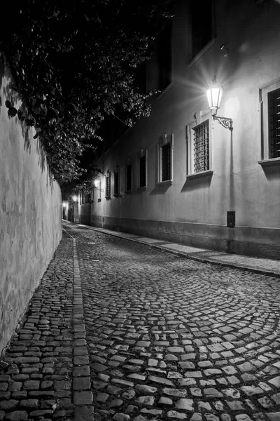 Gizemli Prag Şerit Köşeler Gece Işık Büyülü Gizemli Prag Çek — Stok fotoğraf