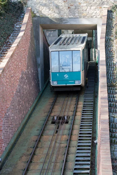 Petrin Funicular Kolej Linowo Czeskiej Stolicy Pragi Linki Wzgórzu Petrin — Zdjęcie stockowe