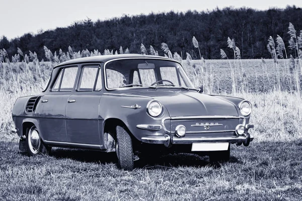 Skoda 1000 Koda 1100 Zijn Twee Achter Motor Achterwiel Station — Stockfoto