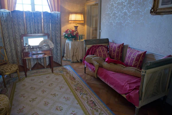 Cheverny Chateau Loire Chateau Cheverny Köyü, birkaç kilometre güneyinde Blois, Loir-et-Cher içinde merkezi-Val de Loire, Fransa bölümü içinde olduğunu.