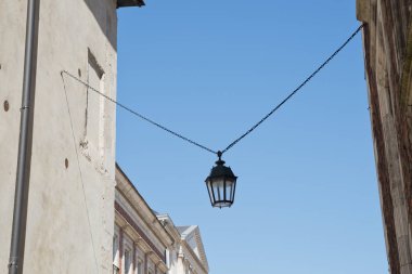 Orlans bir ili ve komün Kuzey-Merkez Fransa, Paris 111 kilometre güneybatısında olduğunu. Loiret bölümü ve merkezi-Val de Loire bölgesinin başkentidir. Orlans Loire nehri üzerinde yer alan nerede nehir