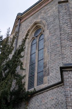 Vinohrady kilise ya da Aziz Vaclav Şapeli, 1897 Neo-Gotik tarzda inşa edilmiş bir tek-NEF mezarlık Kilisesi var. Prague 10 Vinohrady'nın mezarlıkta üzerinde yer almaktadır.