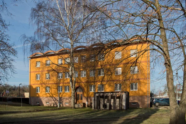 Den Första Panel Hus Byggdes Tjeckoslovakien 1953 Gammalt Dablice Hyresgäster — Stockfoto