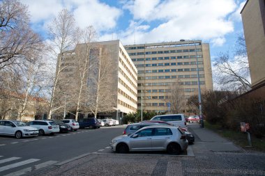 Eski General Pension Enstitüsü, Prag 'ın ikov ilçesinde bulunan önemli bir işlevsel bina olan sendikalar evi 3