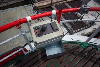 Vysehrad, Çek Cumhuriyeti'nin Prag kentinde ki Vltava Nehri üzerinde kalan son iki buharlı tekneden biridir ve Prag Vapur Şirketi'ne aittir. Vysehrad 1938 yılında 1930'larda yeni tekneler iken şirketin modernizasyonu sırasında inşa edilmiştir 