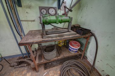 Centrum Mine, Çek Cumhuriyeti 'nde bulunan kapalı kahverengi bir kömür madeniydi. Maden operasyonu 2016 yılında Çek Cumhuriyeti son kahverengi kömür madeni olarak sona erdi. Madenin operasyonel binalarından bazıları, bir kültürel anıt olarak korunmaktadır 