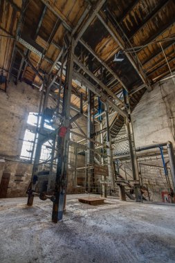 Centrum Mine, Çek Cumhuriyeti 'nde bulunan kapalı kahverengi bir kömür madeniydi. Maden operasyonu 2016 yılında Çek Cumhuriyeti son kahverengi kömür madeni olarak sona erdi. Madenin operasyonel binalarından bazıları, bir kültürel anıt olarak korunmaktadır 