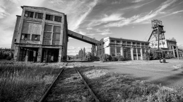 Centrum Gruvan Sluten Brun Kolgruva Som Finns Tjeckien Driften Gruvan — Stockfoto