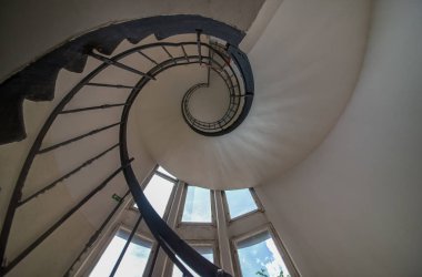 Prag'ın Vysoany bölgesinde bulunan eski Odkolek fırınlarının binaları 1912'den beri faaliyet göstermektedir.. 