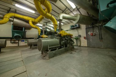 Büyük kışlalar, 1990'ların başına kadar prag hava savunmasının bir radar alanı ydı. Underground, 1980'lerde 71. 1985 ve 2003 yılları arasında, güvenlik