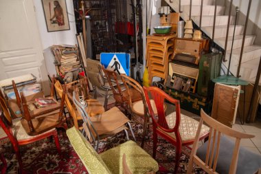 Açık Ev Uluslararası Mimarlık ve Tasarım Festivali iyi tasarlanmış bir alana kapı açıyor. Yılın bir haftasonu boyunca özel dairelerin, ticari alanların ve kamu kuruluşlarının en ilginç iç mekanlarına ücretsiz erişim sağlıyoruz.