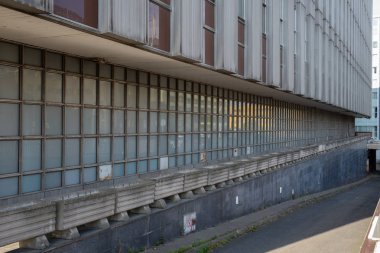 Çetin binası, Prag 'ın Zizkov kentinde, Olany Mezarlığı yakınlarındaki bir bina. 1979 yılında Merkezi Haberleşme Binası olarak inşa edildi.. 