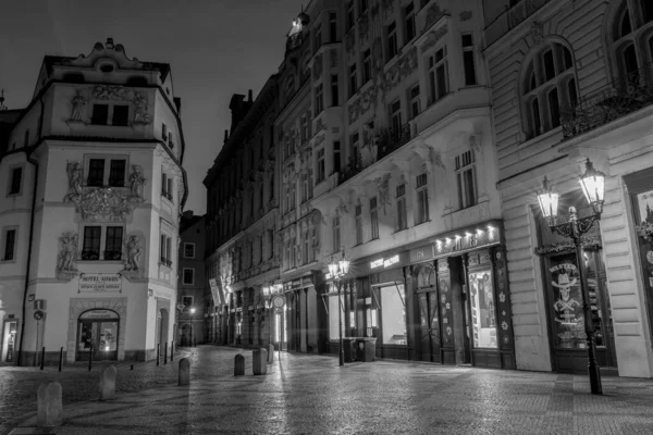 Çek Cumhuriyeti Nin Başkenti Büyük Kenti Olan Prag Dar Dolambaçlı — Stok fotoğraf