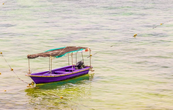 Kleines Fischerboot Auf Dem Meer Thailand — Stockfoto