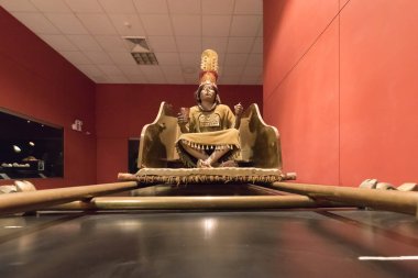 Peru 08 Temmuz 2018 görüntü yeniden inşası sovereign Mocha. Inca Sipan Müzesi King, Chiclayo kasaba. Bu müze için Kral Sipan Türbesi arkeolojik buluntuları bilinmektedir.
