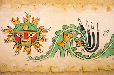 Peru Temmuz 2018 Tucume piramitleri bir duvara moche dekorasyon detay. Kuzey Peru. Bu piramitler dünyada bilinen en eski ören yerleri biridir.