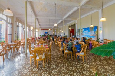 Lima Peru Ağustos 2018 yılında Lima La Punta yöredeki orada Güney kesiminde balık yemekleri için takdir çok bunun gibi çok sayıda restoran vardır