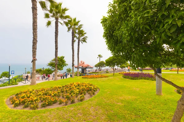 Aşk Park Lima Peru Temmuz 2018 Panoramik Manzaralı Onun Heykeller — Stok fotoğraf