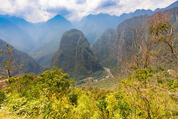 Cañón Excavado Por Río Urubamba Visto Desde Machu Picchu Perú — Foto de Stock