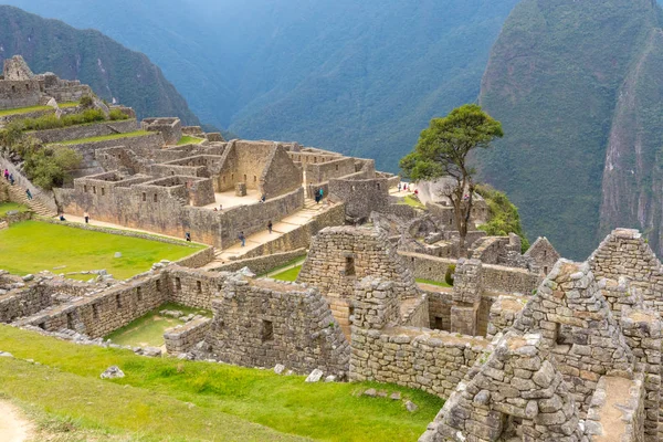 马丘比丘秘鲁2018年9月12日这是一个古老的住宅遗址的失落的城市在马丘比丘保护区周围的秘鲁山脉 — 图库照片