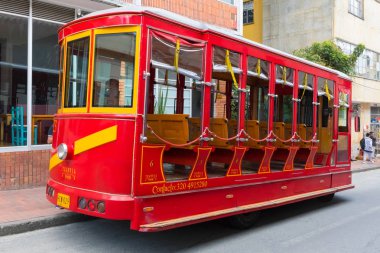 Eski tramvay Bogota kırmızı vagon
