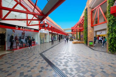 Bogota Plaza de las Americas Mall dahili yaya yolu