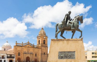 Tunjia statue of Simon Bolivar on horseback clipart
