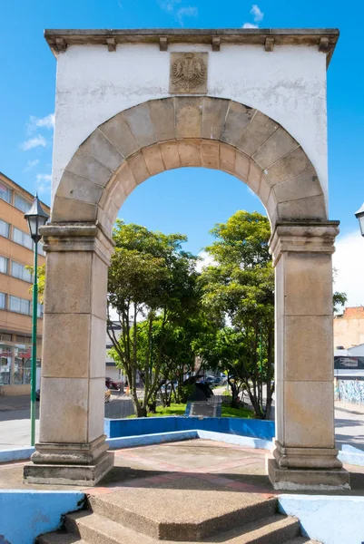 Arco romano de Tunja en el distrito de Los Hongos Colombia — Foto de Stock