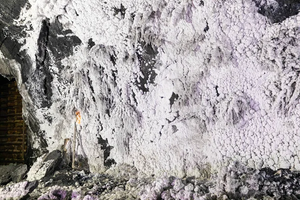 Colombia Nemocon mine salt stalactites — Stock Photo, Image