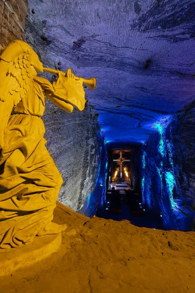 Colombia Zuipaquira salt mine sculpture of angel — Stock Photo, Image
