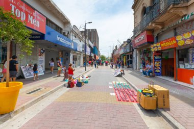 Arjantin Cordoba 27 Ocak San Martin adındaki bu yaya sokağı alışveriş için en popüler caddelerden biridir. Çekim 27 Ocak 2020