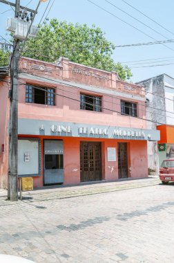 Morretes - Pr, Brezilya - 17 Aralık 2018: Şehrin tarihi Tiyatrosu. Cine Teatro Morretes. Theatro Belediye. 