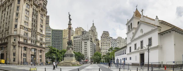 Square at historic downtown of Sao Paulo SP Brazil — Stock Photo, Image