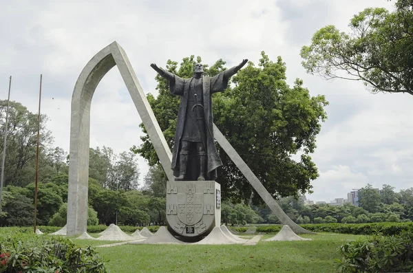 Памятник Педро Альваресу Кабрал, парк Ибирапуэра — стоковое фото