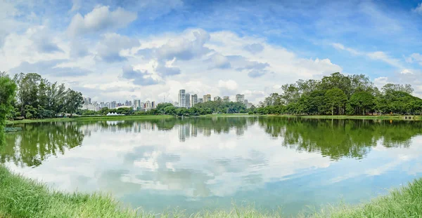 Ibirapuera parkın panoramik manzarası, Sao Paulo Sp Brezilya