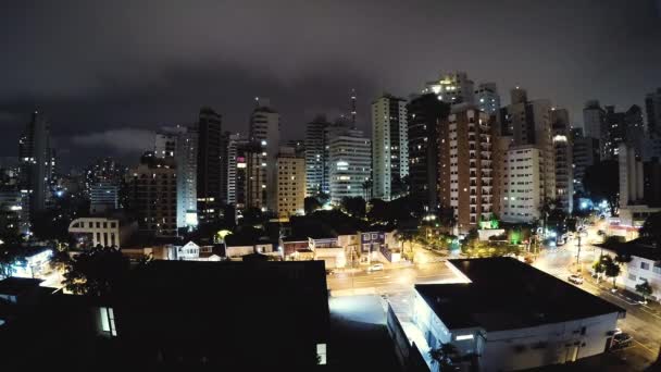 Timelapse Wideo Sao Paulo Nocy Budynki Miasta Sao Paulo Pochmurnej — Wideo stockowe