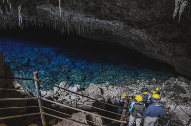 Monumento Natural da Gruta do Lago Azul 'un kapalı manzarası 