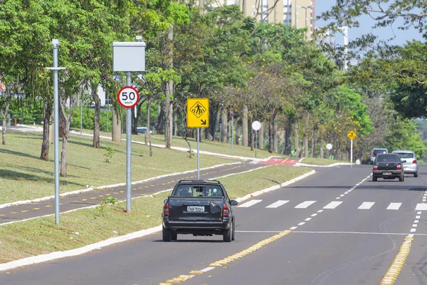 Radar límite de velocidad — Foto de Stock