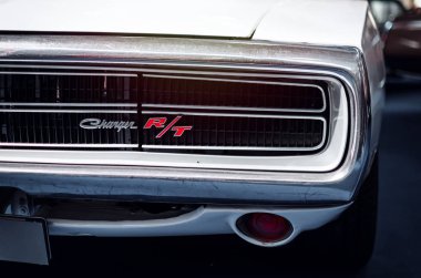 Torino, İtalya - 25 Mart 2018: Dodge Charger R/T detay üzerinde 25 Mart 2018 Torino (İtalya) bir klasik Amerikan otomobil Sergisi