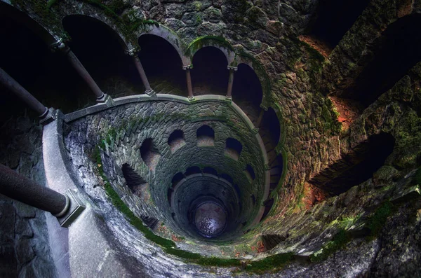 Sintra Portugal Février 2019 Célèbre Puits Initiation Quinta Regaleira Escalier — Photo