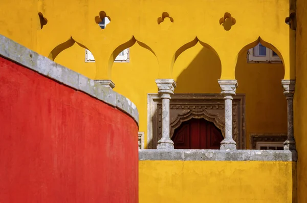 Sintra Portugalia Lutego 2019 Widok Pałac Penia Słynny Kolorowy Zamek — Zdjęcie stockowe
