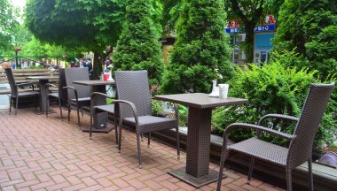 Lutsk'da meydan kafe. Ukrayna