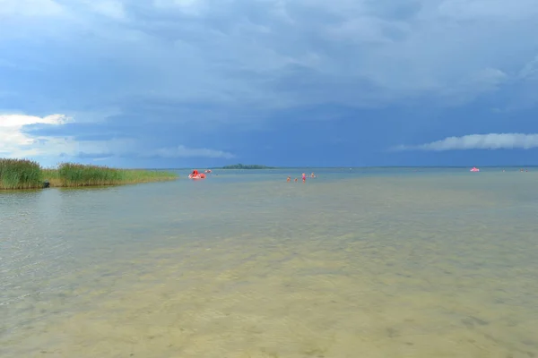 Costa Arenosa Lago — Fotografia de Stock