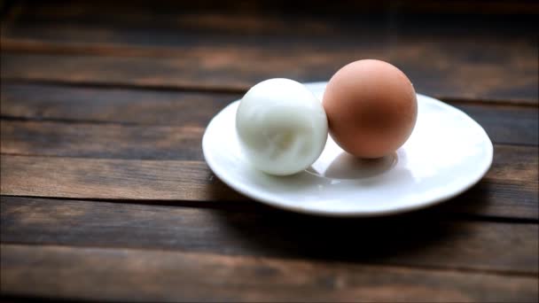 Boiled Eggs Lie White Plate Them Goes Steam — Stock Video