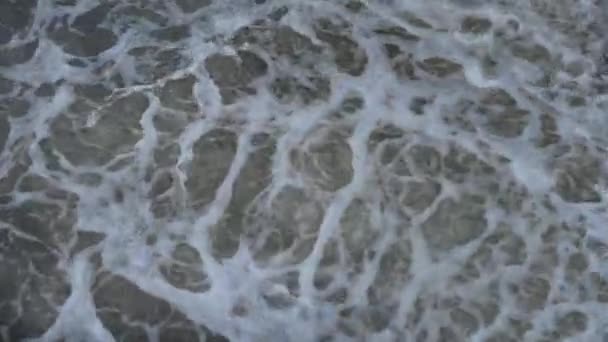 Acqua Nel Fiume Scorre Schiume — Video Stock